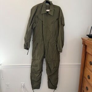 Vintage men's US Military Flight Suit Coverall Green Small Short